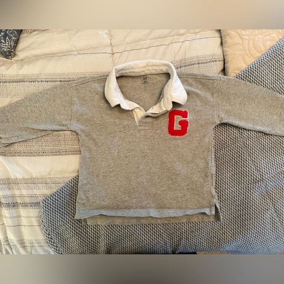 EUC Bundle of GAP Polo and Hoodie - Picture 5 of 6